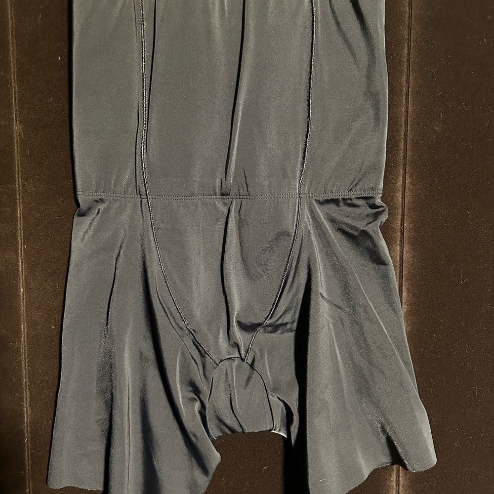 Black Shape wear Shorts La Vie En Rose Size Large